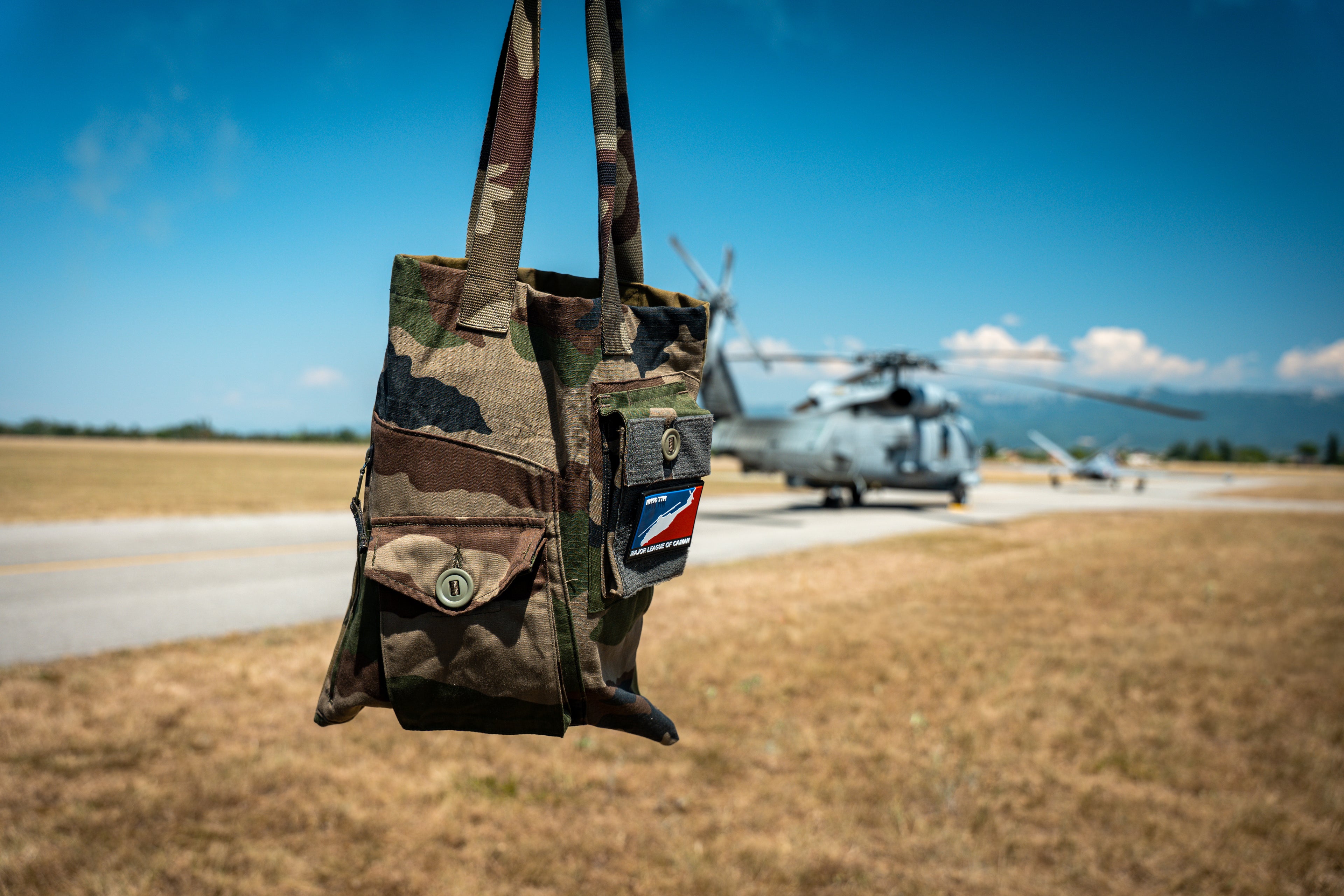 Tote bag