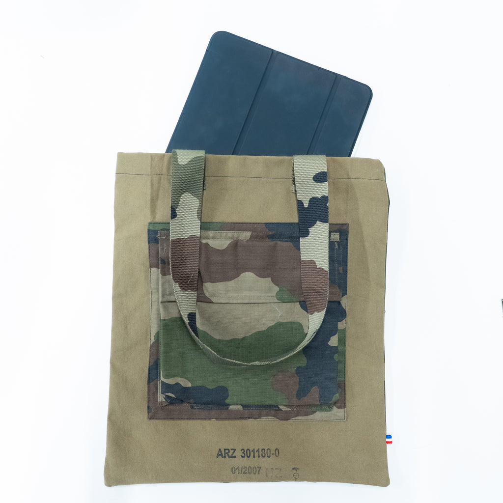Tote bag